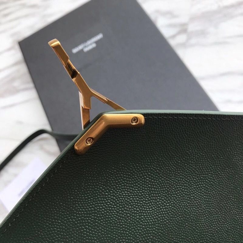 YSL Cassandra 24,5 cm