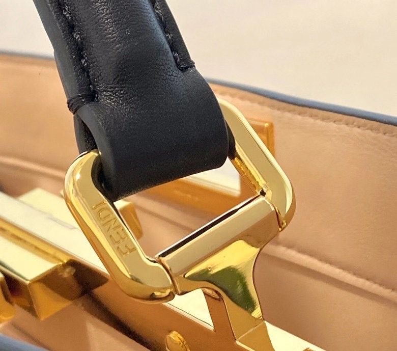 Fendi Peek-a-boo 33 cm