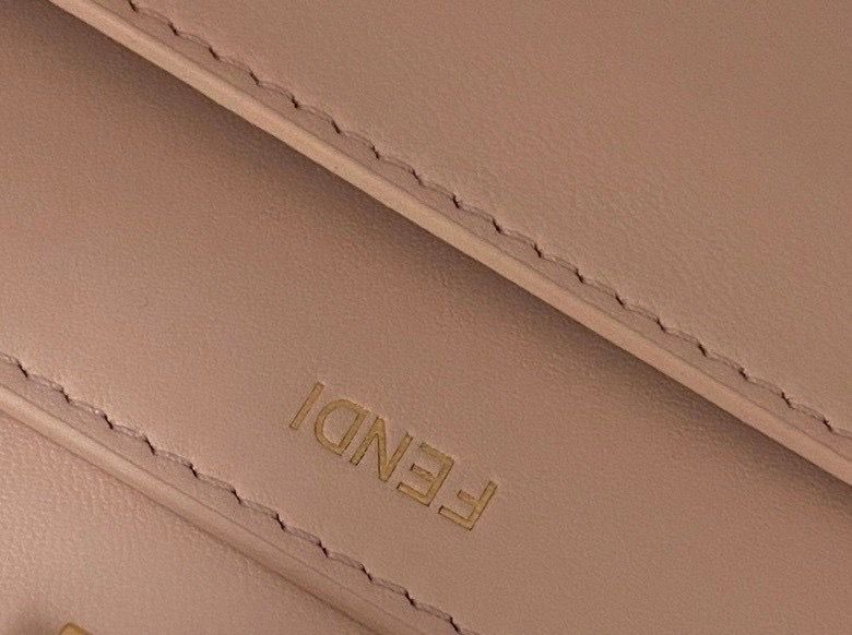 Fendi Peek-a-boo 33 cm