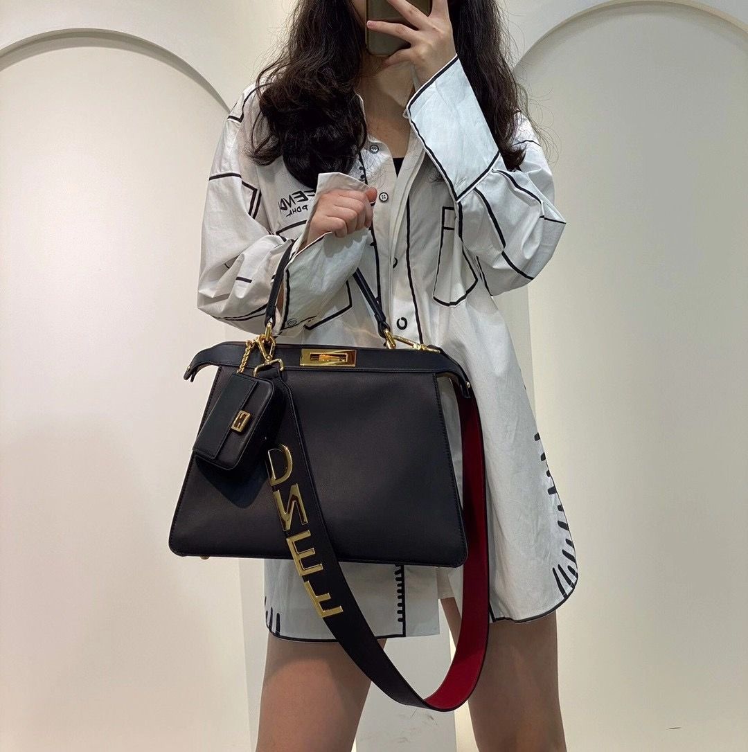 Fendi Peek-a-boo 33 cm