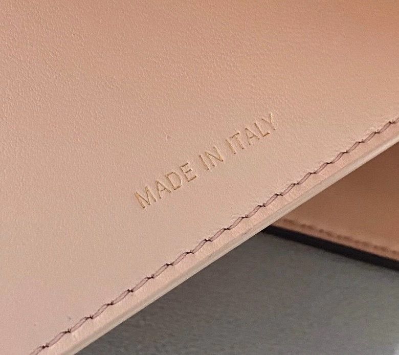 Fendi Peek-a-boo 33 cm