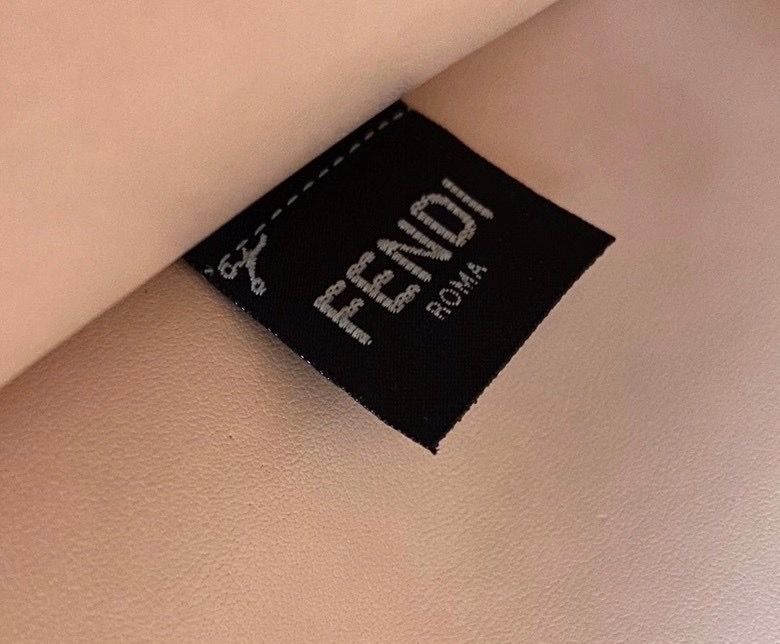 Fendi Peek-a-boo 33 cm