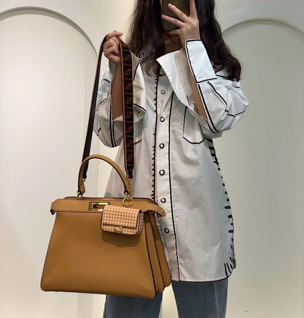 Fendi Peek-a-boo 33 cm