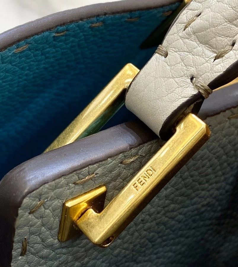 Fendi Peek-a-boo 27 cm