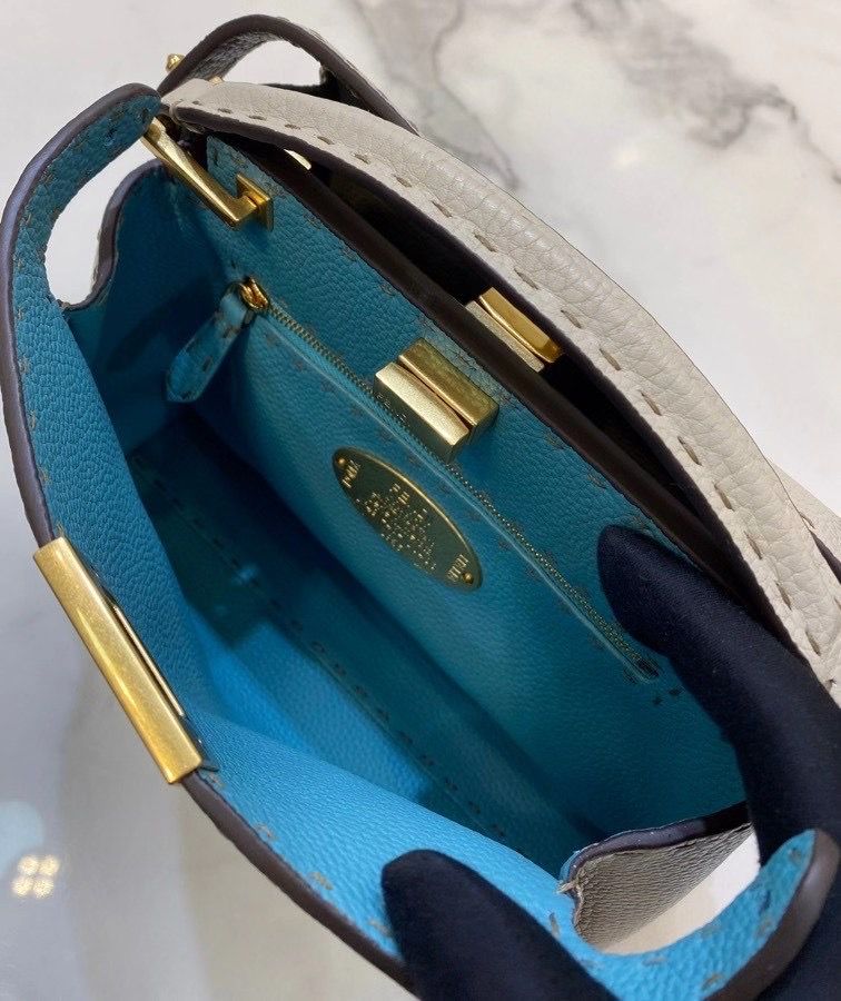 Fendi Peek-a-boo 27 cm