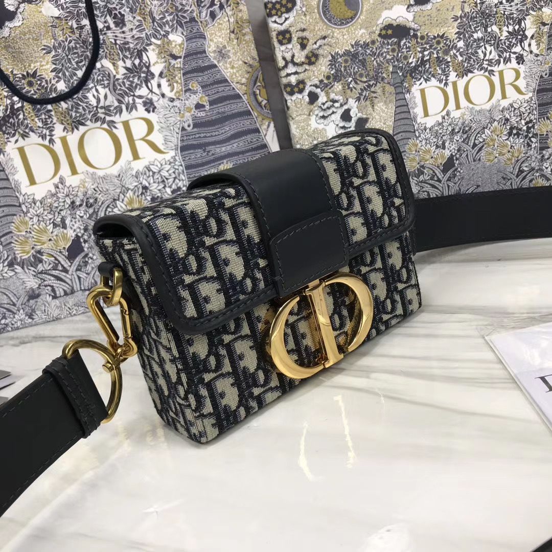 Dior Montaigne 30 Mini Box