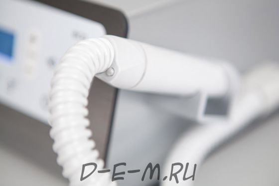 Педикюрный аппарат FeetLiner Eco с пылесосом