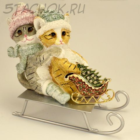 Брошь "Елка в санях" (США)