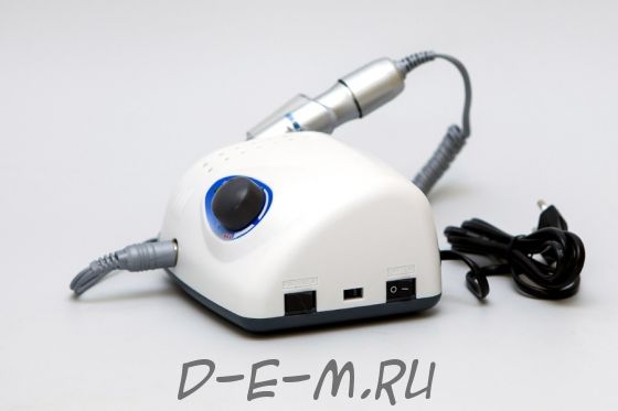 Маникюрный аппарат Strong 210/107II  без педали с сумкой