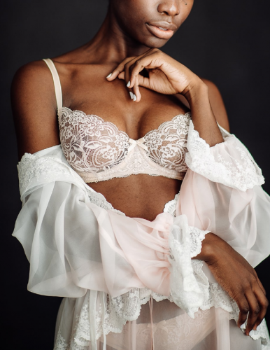 [La vie de la lingerie] Бюстгальтер Мягкая чашка с вытачкой (Анастасия Алексова)