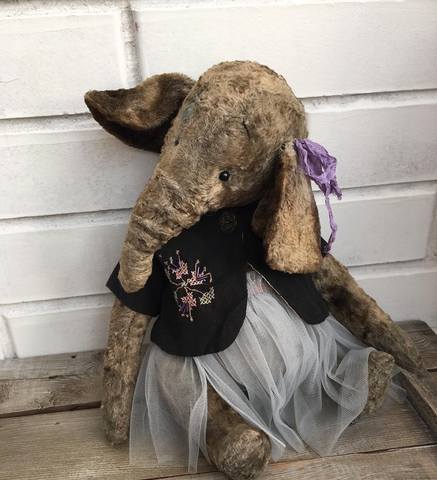 Апрельский слон (Елена Кукузей)