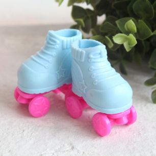 Обувь для кукол - Ролики голубые, 5 см.