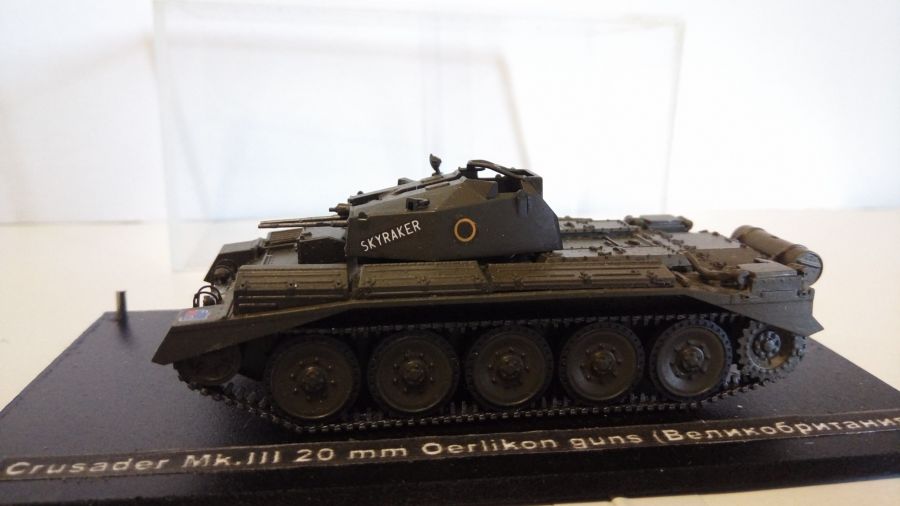 Британский зенитный танк Crusader  Mk.III 20mm Oerlikon guns  (1/72)