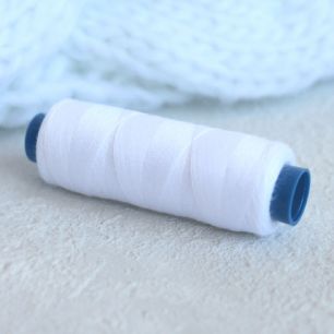 Нитки для шитья, белые