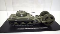 Американский танк Sherman  с минным тралом T1E3