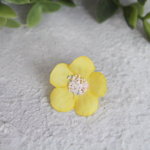 Тканевый цветок Незабудка желтая 2,5 см Кукольная миниатюра (упаковка из 50 шт)