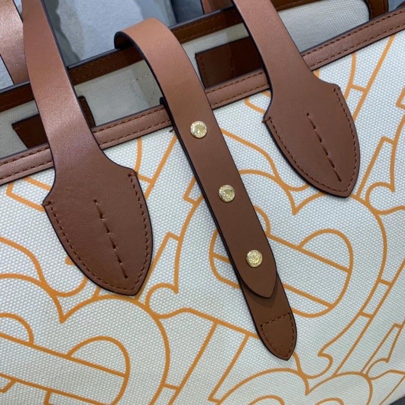 Сумка Burberry 31X35X18CM