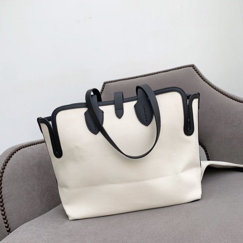 Сумка Burberry 31X35X18CM