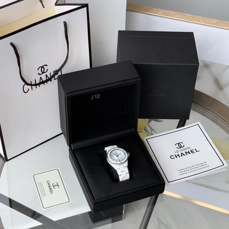 Часы CHANEL J12