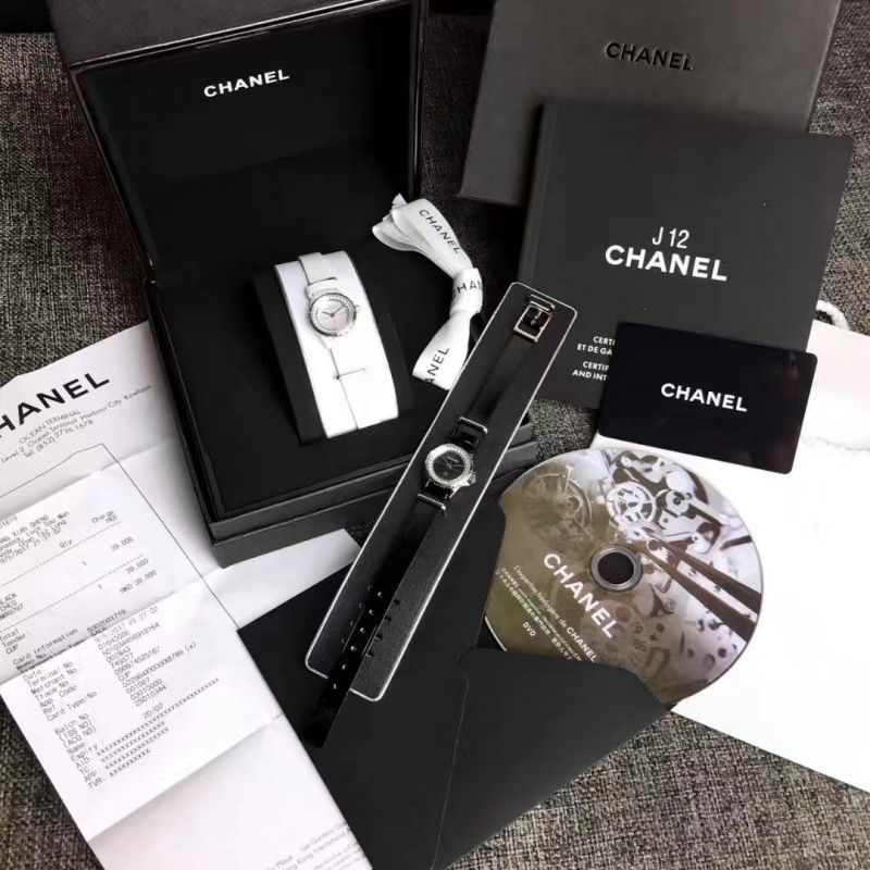 Часы CHANEL J12