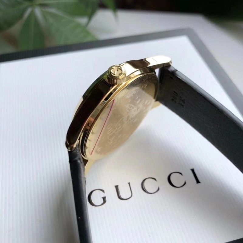 Часы GUCCI