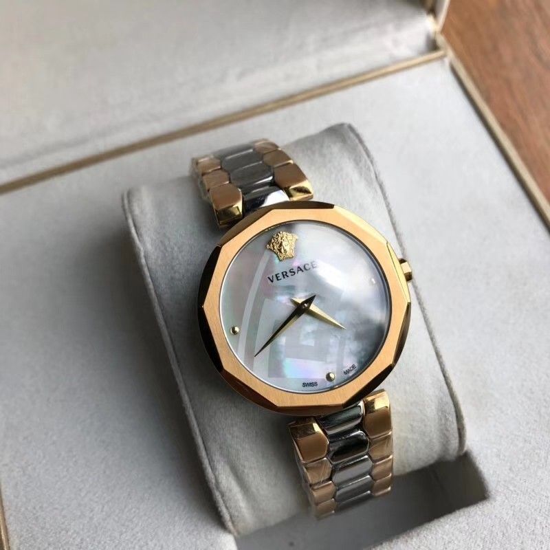 Часы VERSACE