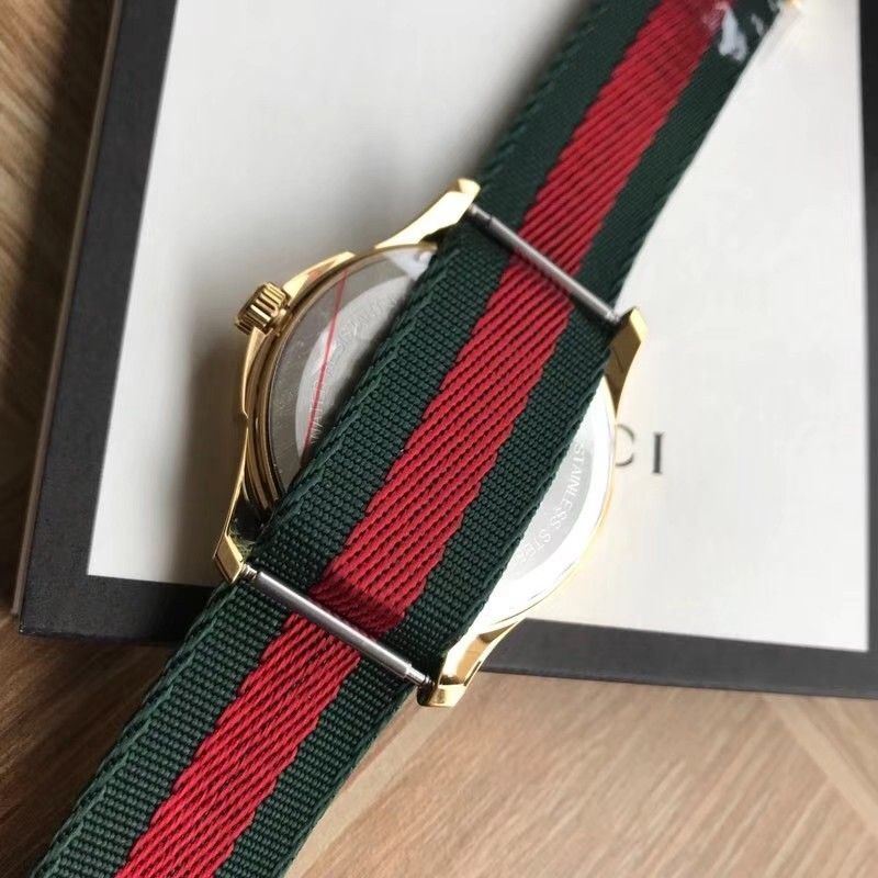 Часы GUCCI