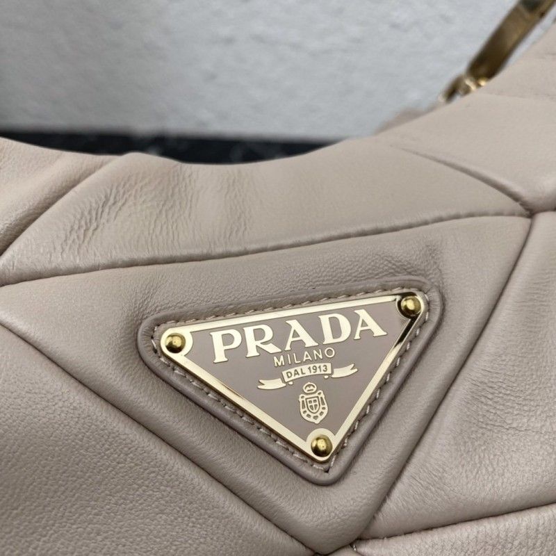 PRADA 24*17*7 cm