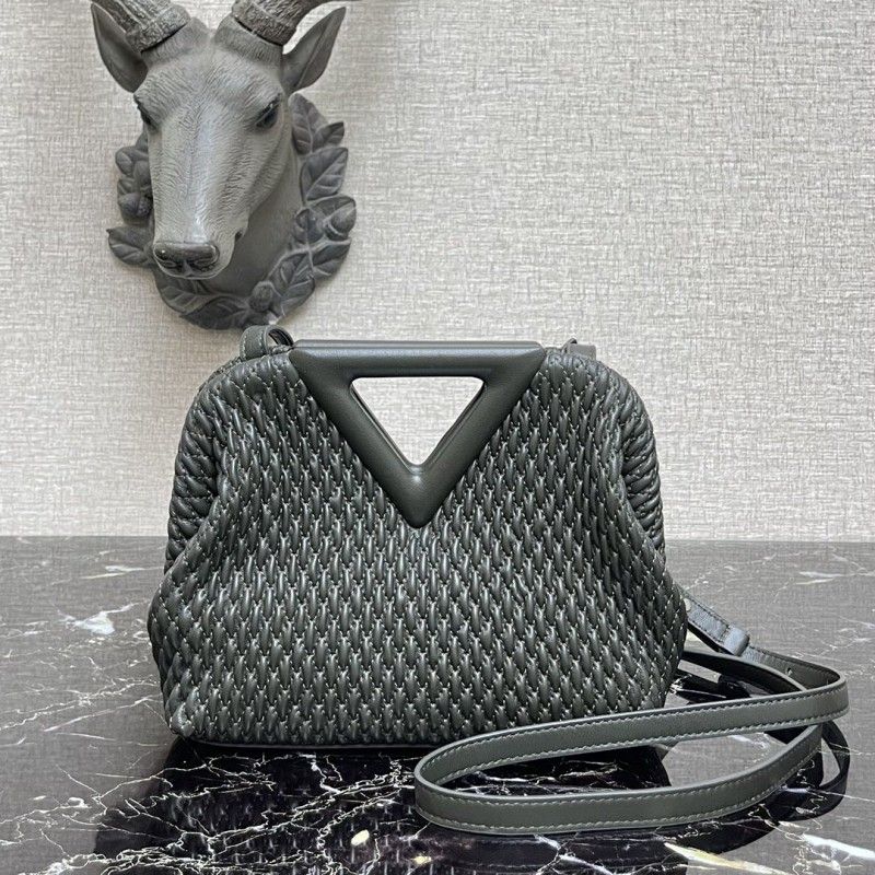 Bottega Veneta Losange 24*16*8CM