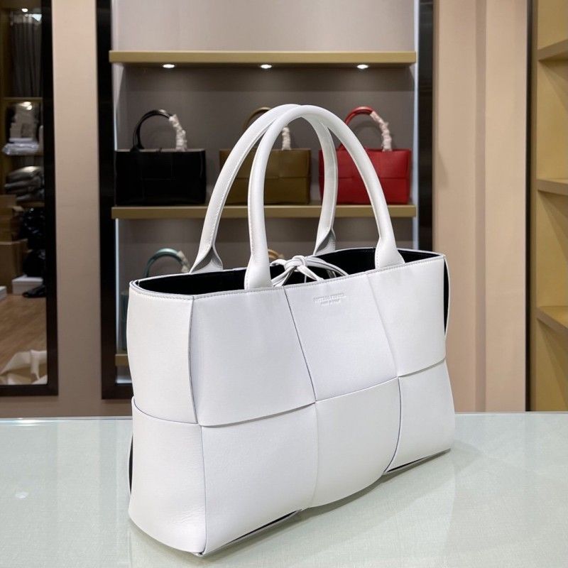 Bottega Veneta Arco Tote 30х20х11,5 cm