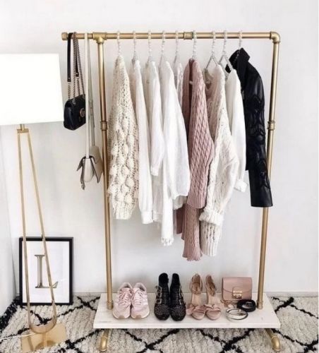 [Правое полушарие Интроверта] Базовый гардероб на все случаи жизни (Эка Чохури)