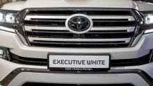 Решетка радиатора, стиль Executive White