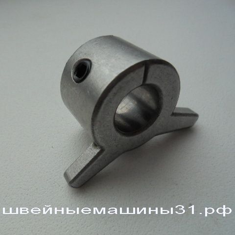 Деталь передачи движения махового колеса  ОВЕРЛОК JANOME T 72; T 34 И ДР. ЦЕНА 300 РУБ.