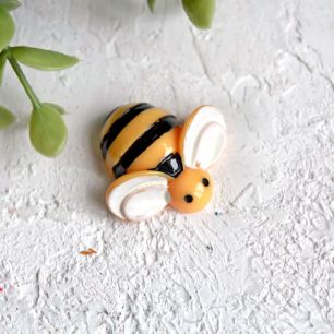 Кабошон Пчелка 2,8*2,8 см - 2 шт