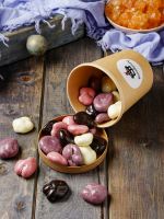 Грецкий орех ассорти в шоколадной и йогуртовой глазури