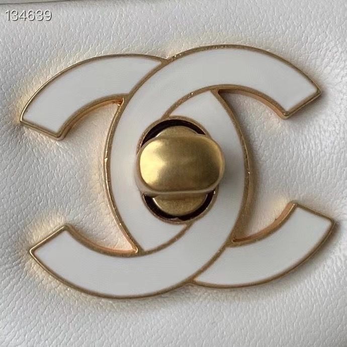 Chanel 22 cm