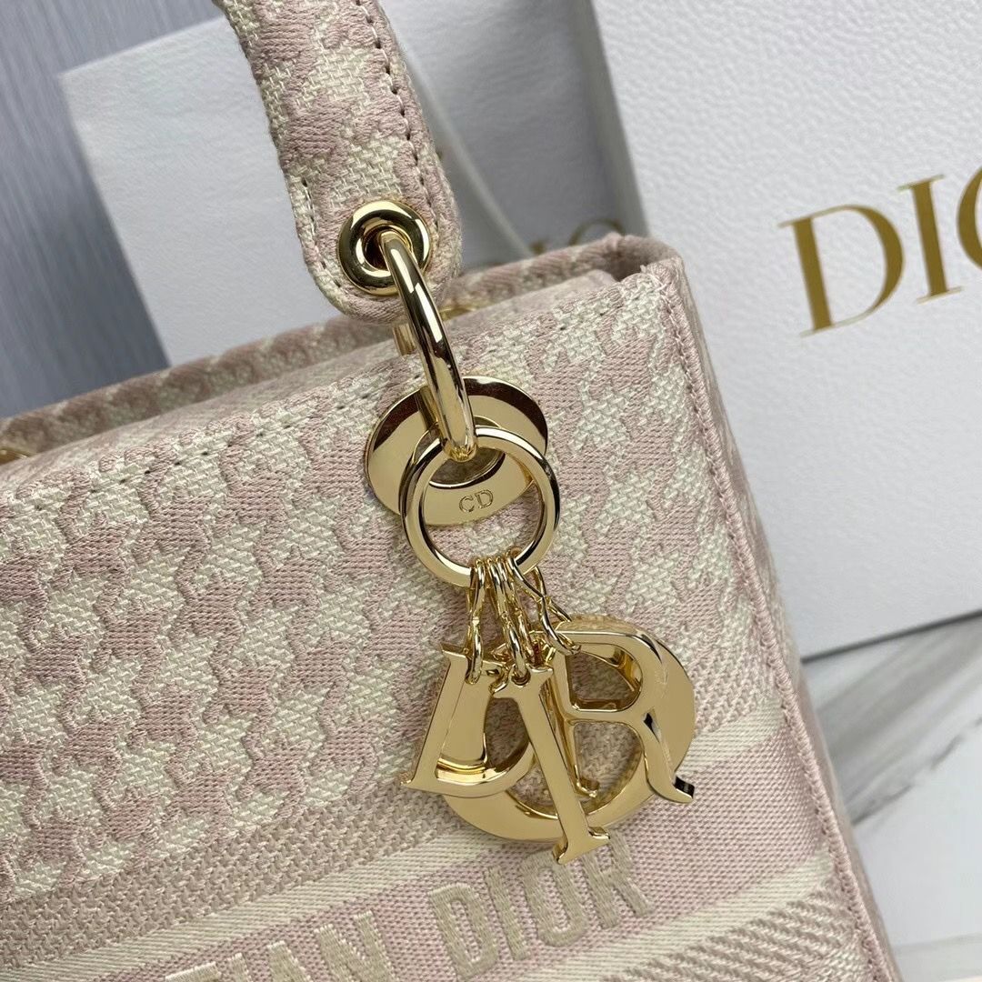 Lady Dior 25 cm