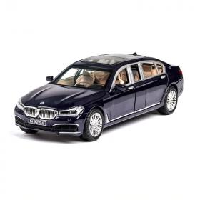 Металлическая модель BMW 760L 1:24. свет, звук M929G