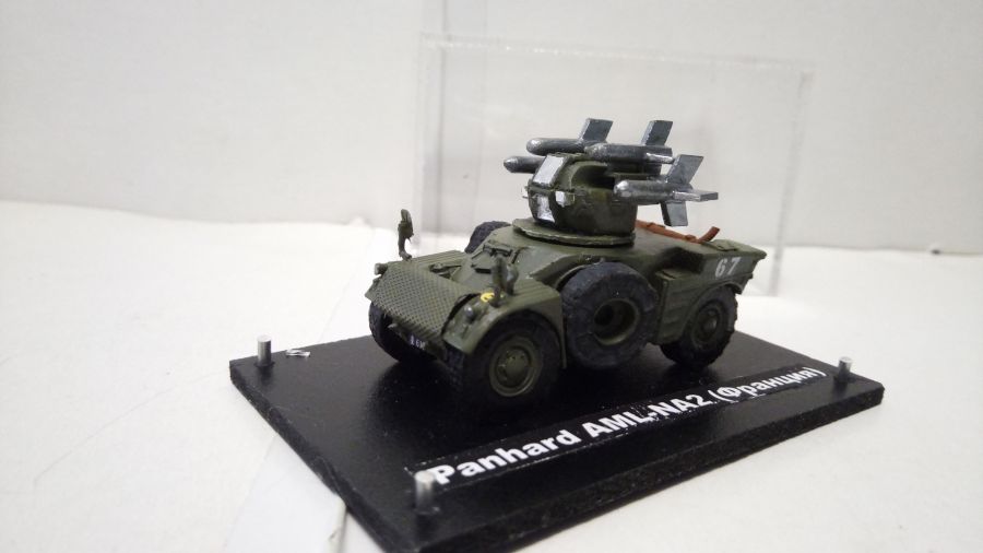 Panhard AML Na2  (1/72) смола