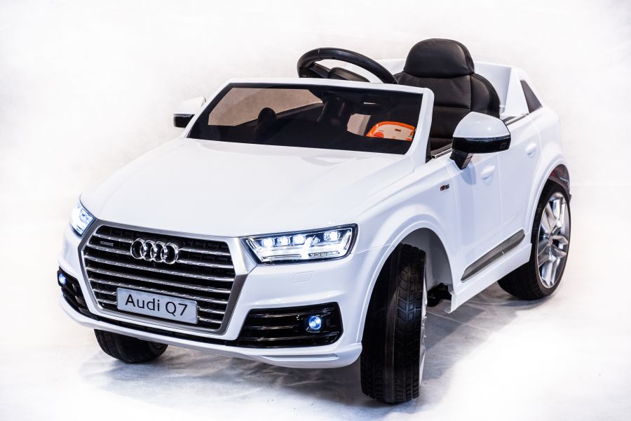 Детский электромобиль AUDI Q7