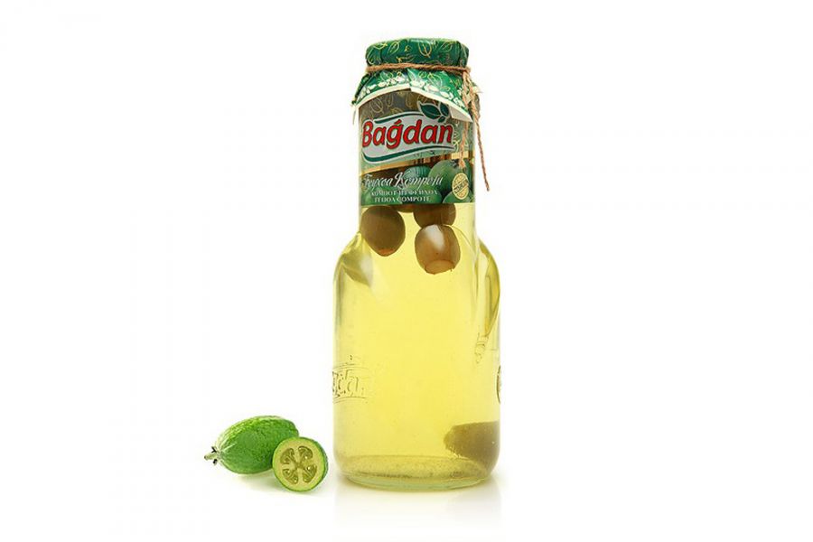 Компот Bogdan из фейхоа 1л