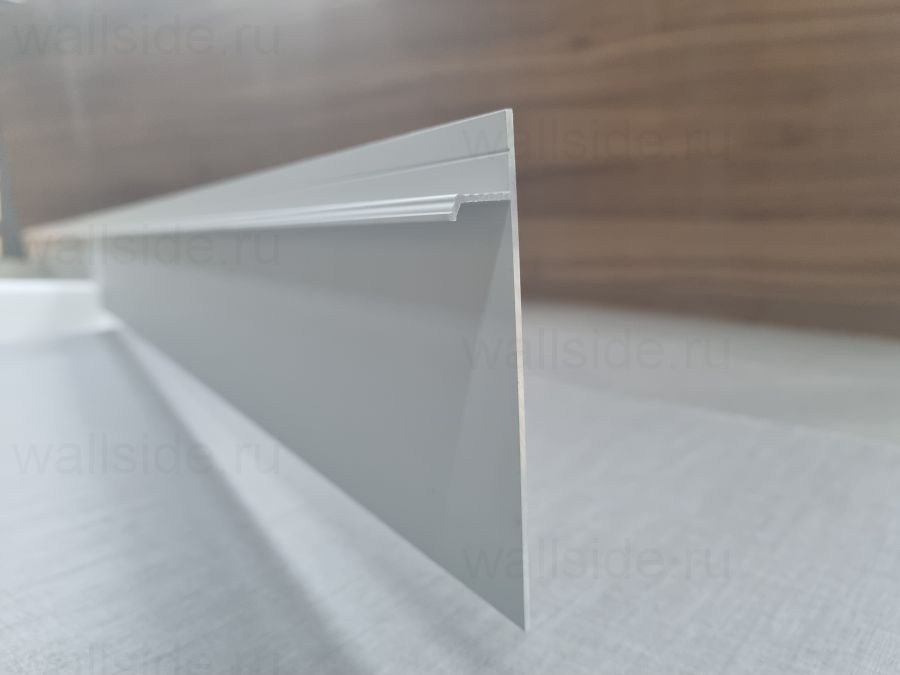Скрытый плинтус Pro Design 323 анодированный без ножки