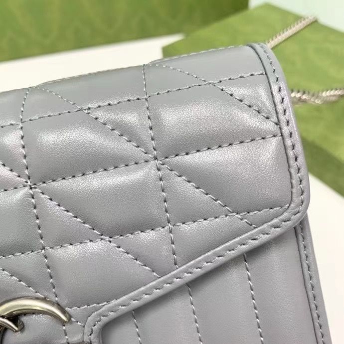 Gucci GG Marmont 20x13x6 cm