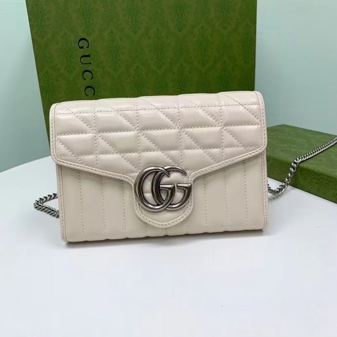 Gucci GG Marmont 20x13x6 cm