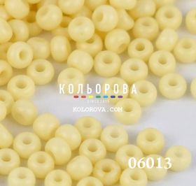 Бисер чешский 06013 непрозрачный светло-желтый Preciosa 1 сорт купить оптом