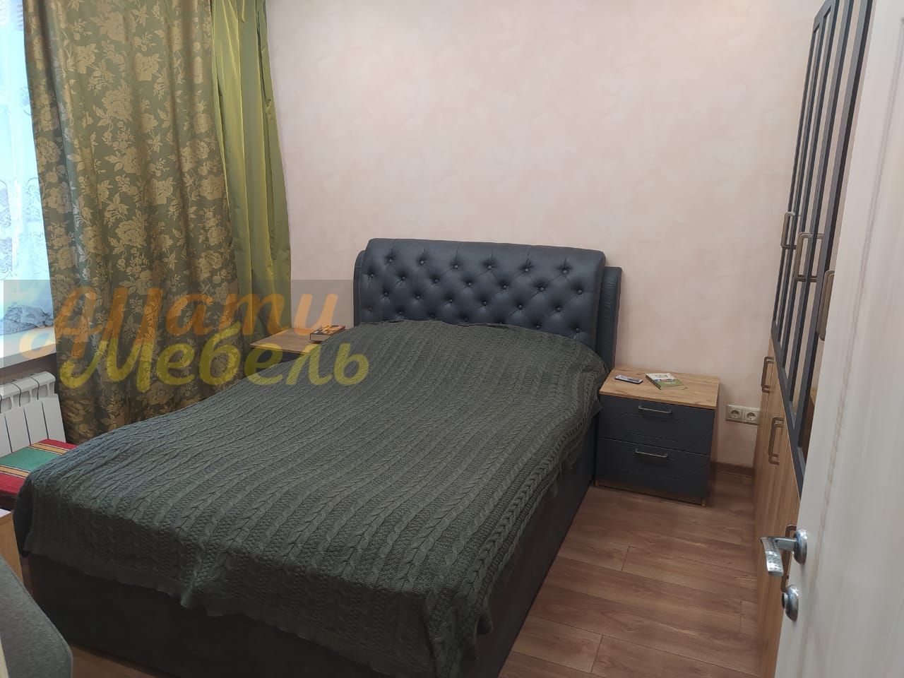 кровать адель 1400*2000 с п/м ,матрас, 2  тумбы)