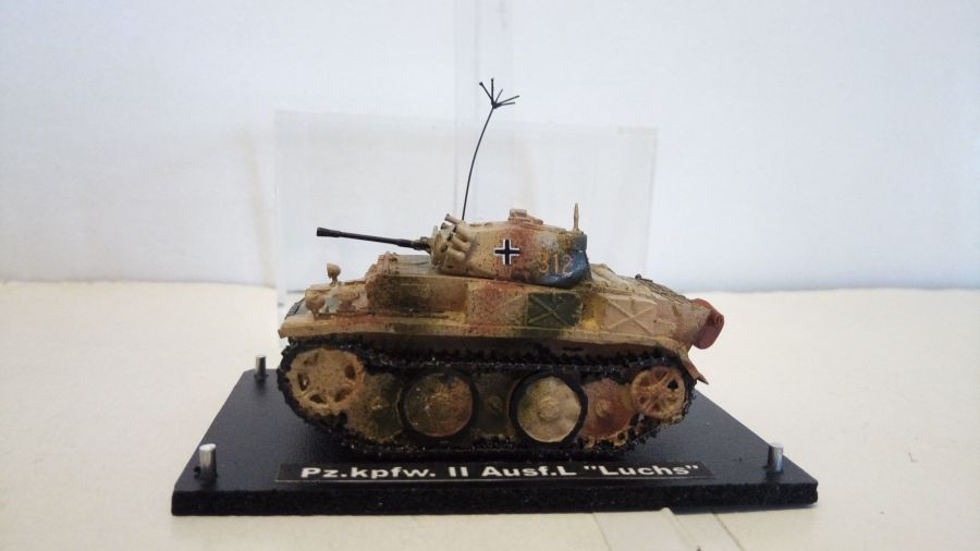 Немецкий танк  Pz.Kpfw. II Ausf.L Luchs   (1/72)