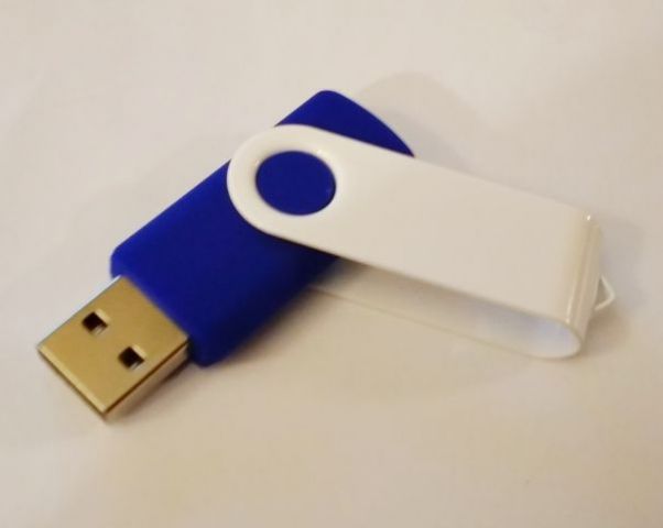 Синие флешки Twist Color 16 Gb