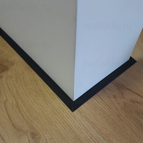 Микроплинтус Лайн Ликорн С-05.25.3 любой цвет RAL