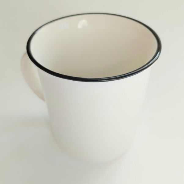 Кружка Nostalgie с черным ободком